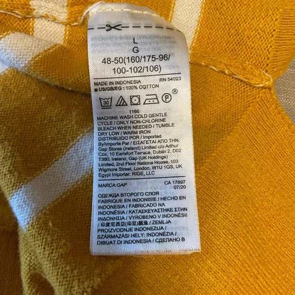 GAP Mustard and Cream Knit Sweater - Picture 6 of 6